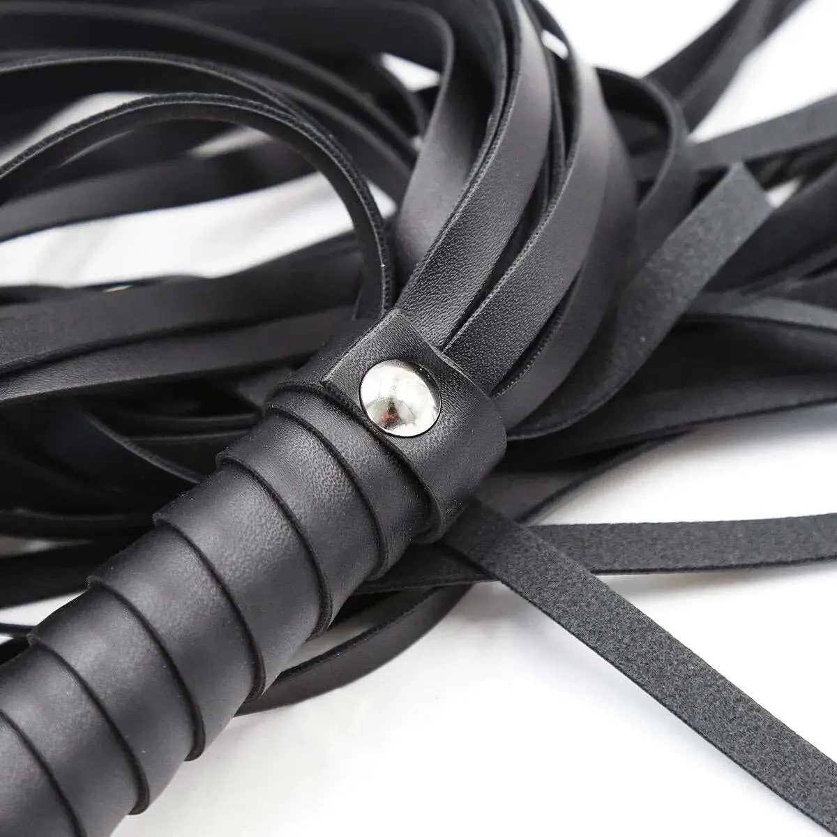 Impact play toy basic black mini flogger