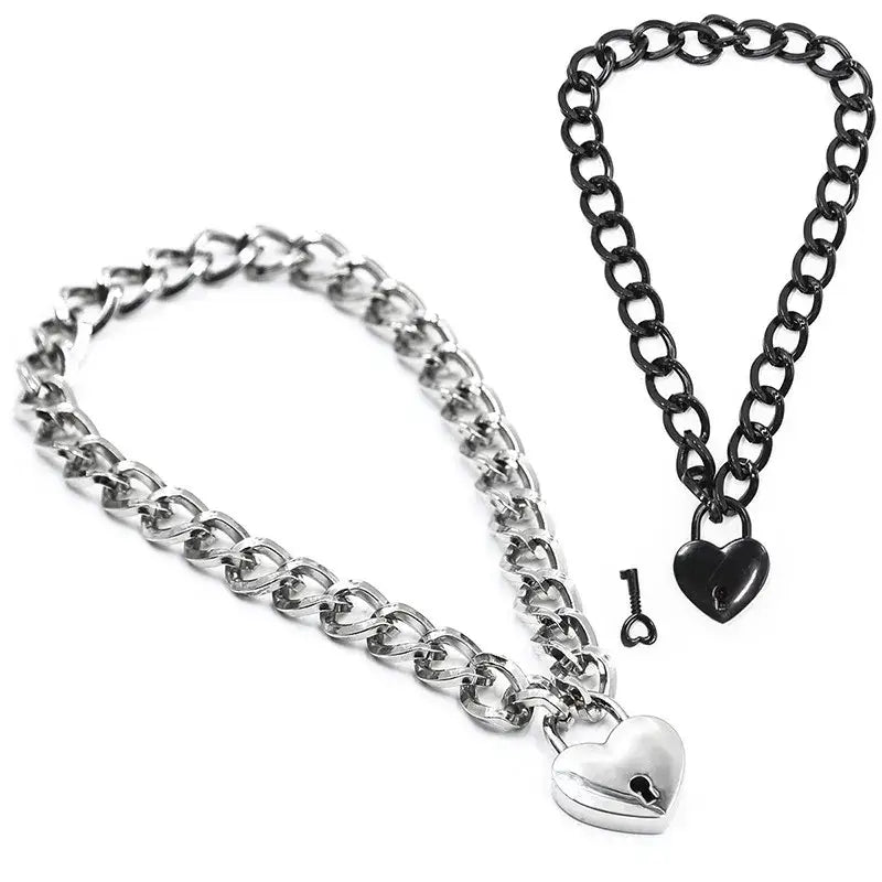 Bondage clothing jewelry locked heart collar choker chain